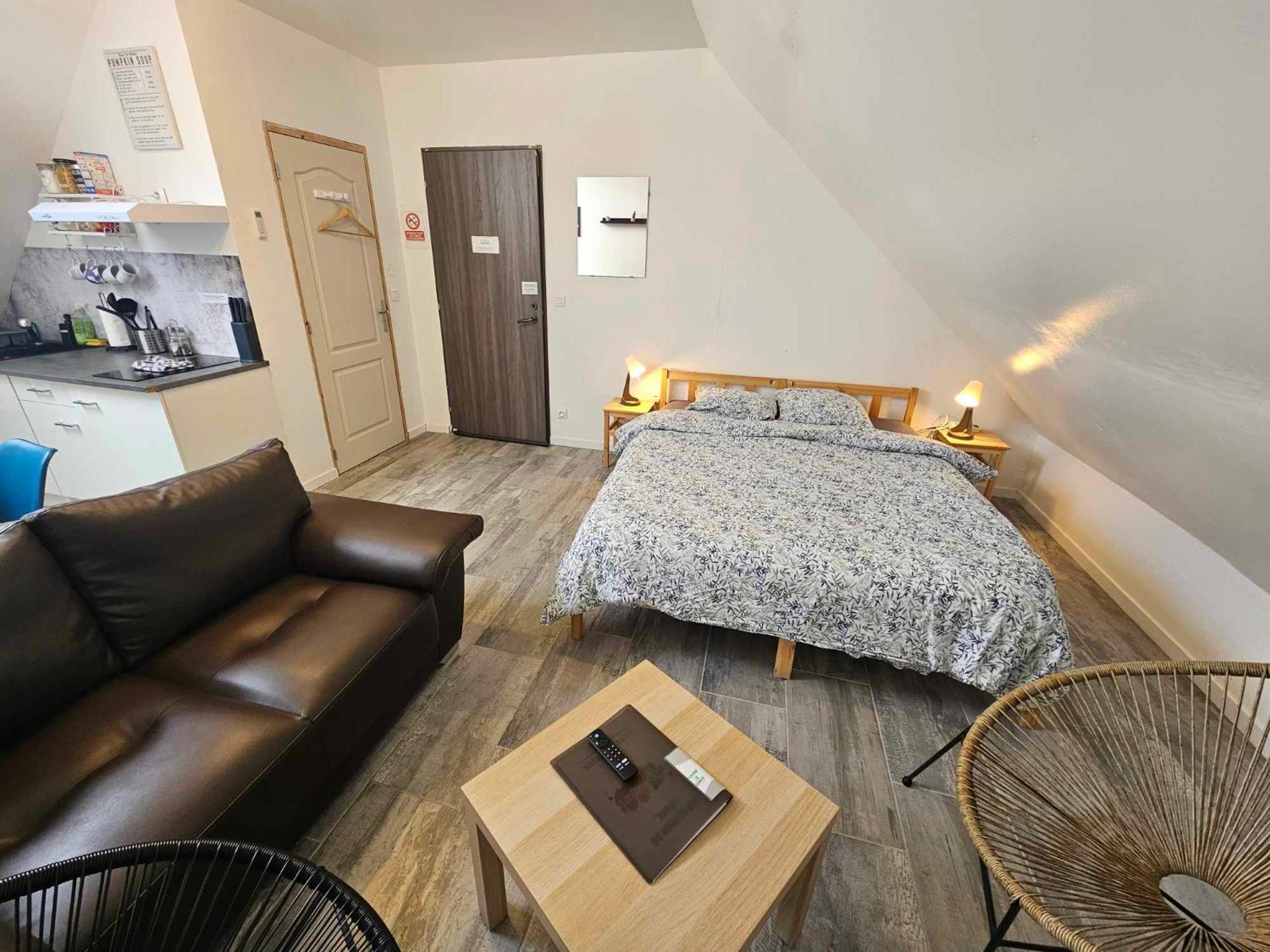Studios Du Cedre Cuvilly Екстериор снимка